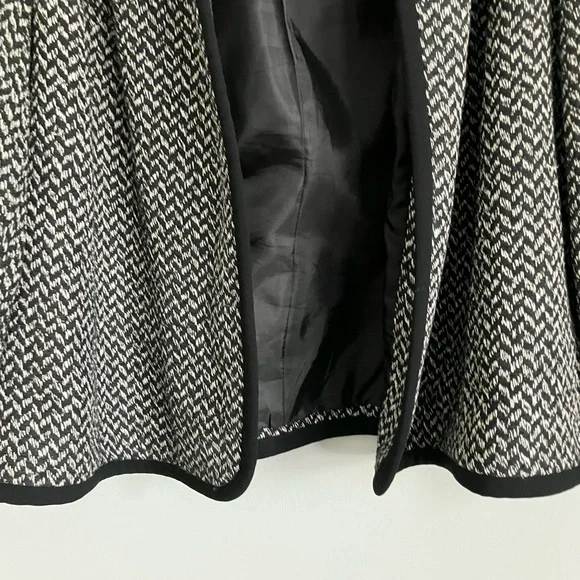 KASPER Black & White Silk and Cotton Blend Open Front Blazer Size 18W - Picture 4 of 12